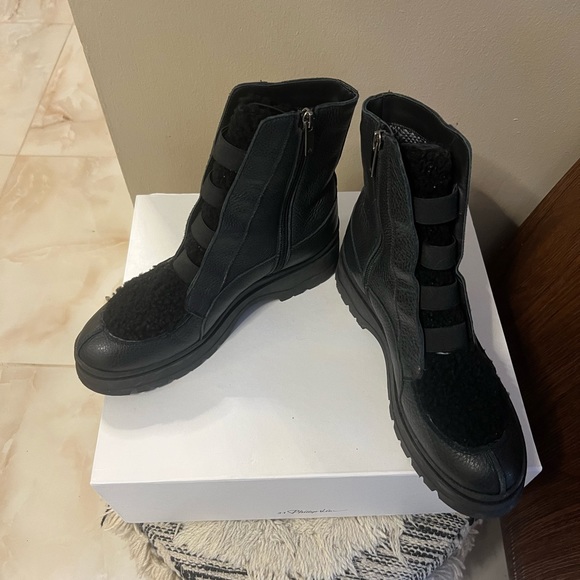 Aquatalia Boots with teddy inserts size 9 1/2 real lambs wool - Picture 2 of 5